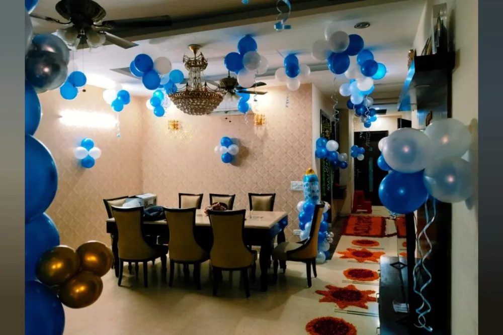 Royal Baby Welcome Decor - Image 2